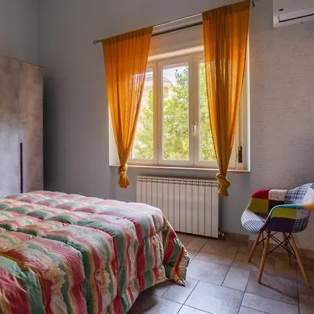 Apartamento Fronte Mare Con Parcheggio Privato *