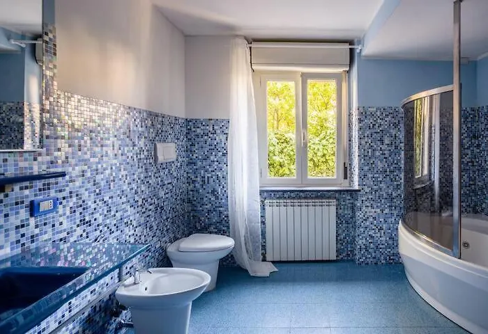 Apartamento Fronte Mare Con Parcheggio Privato