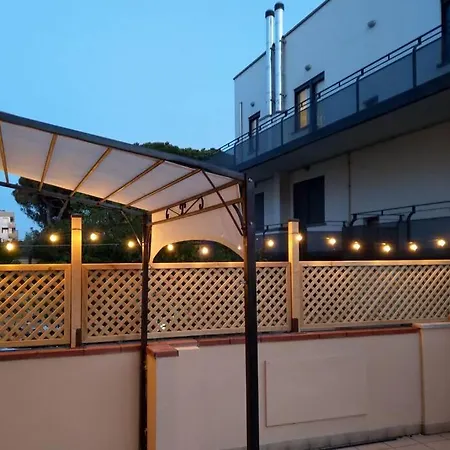 Fronte Mare Con Parcheggio Privato * 페스카라